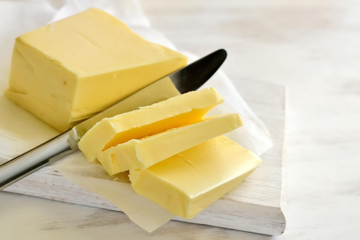 La verità inaspettata su cosa succede al tuo corpo se mangi burro ogni giorno