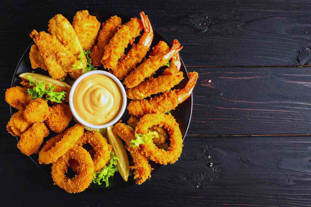 Addio puzza di fritto in casa, il trucco geniale dei ristoranti