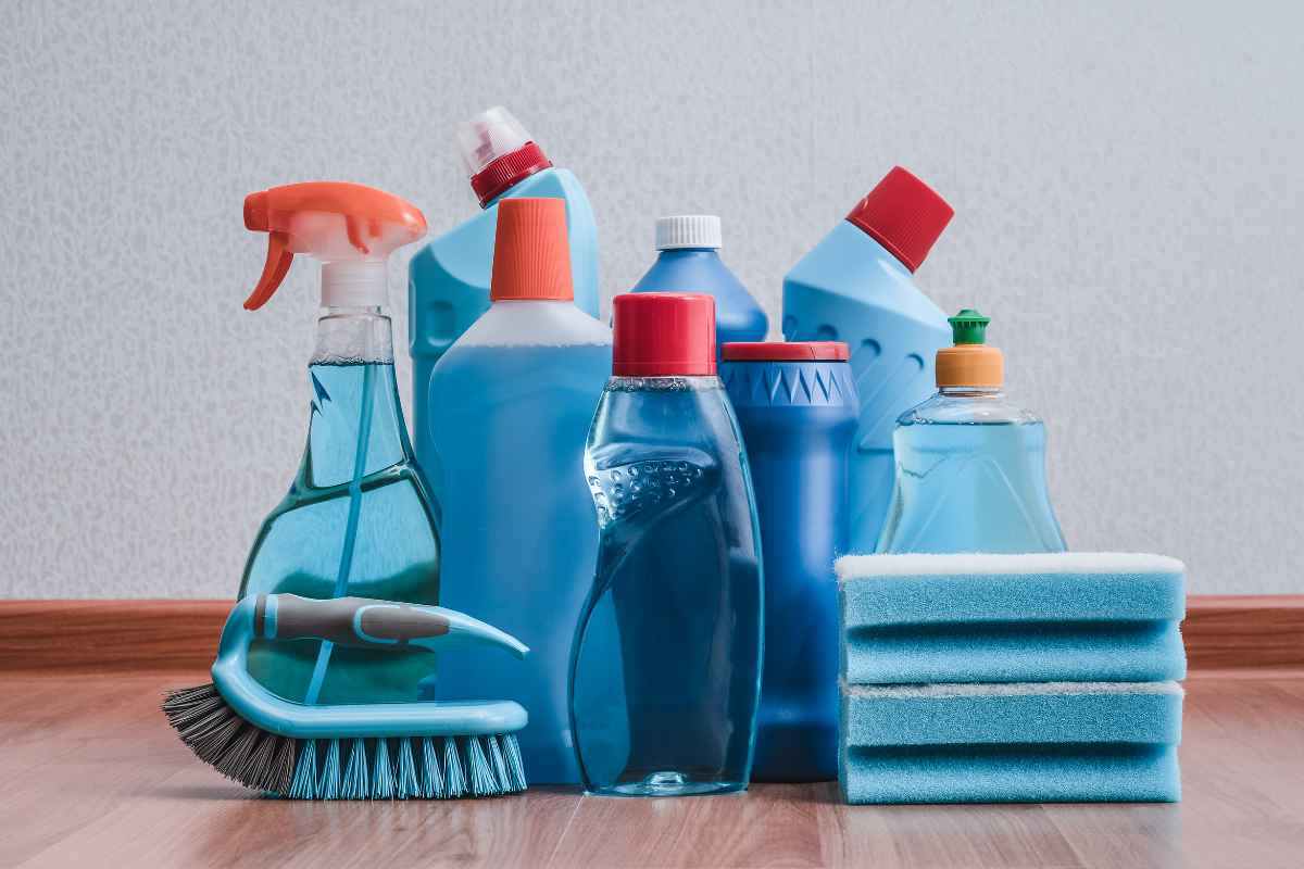 acqua ossigenata per la pulizia
