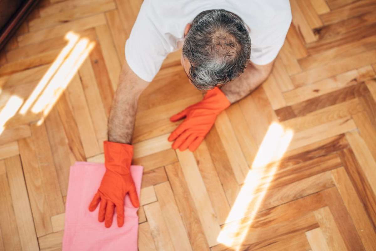 pulire parquet 